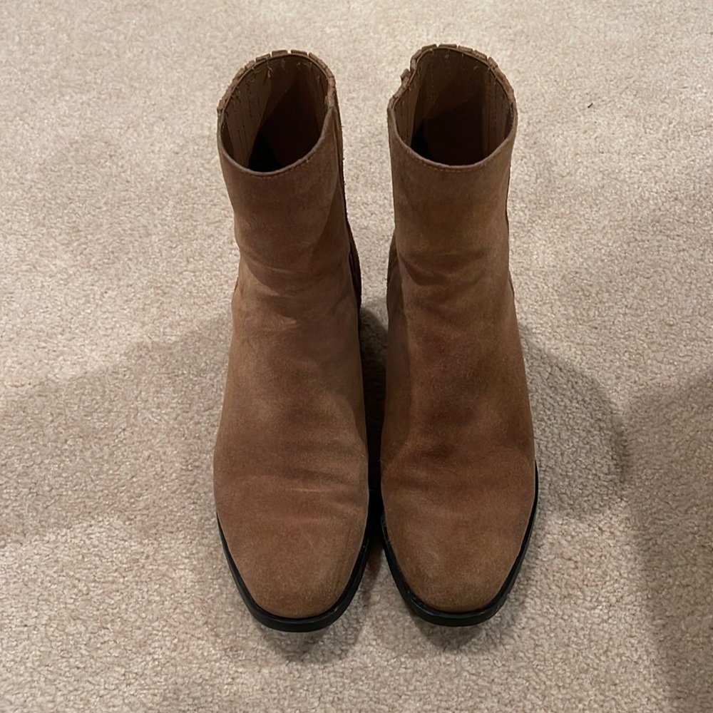DOLCE VITA suede boots